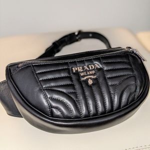 TRADE IN PROGRESS - Prada Logo Waist Bag